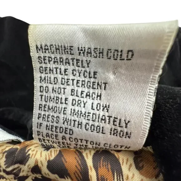 Newport News Goth Edgy Witchy Velvet Long Classic Trench Coat Women's Size 10 - Picture 8 of 8